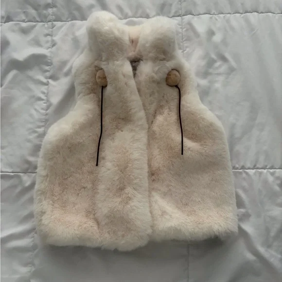 VIGNETTE Cozy Cream Girls Vest 3Y - Picture 5 of 7